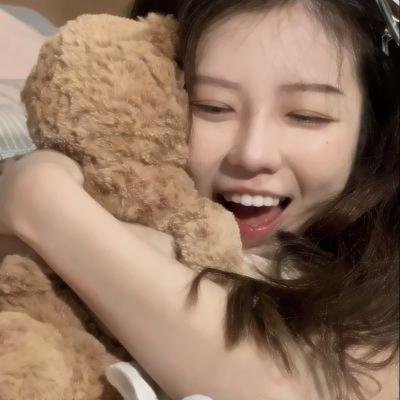 间谍嬉春 封面